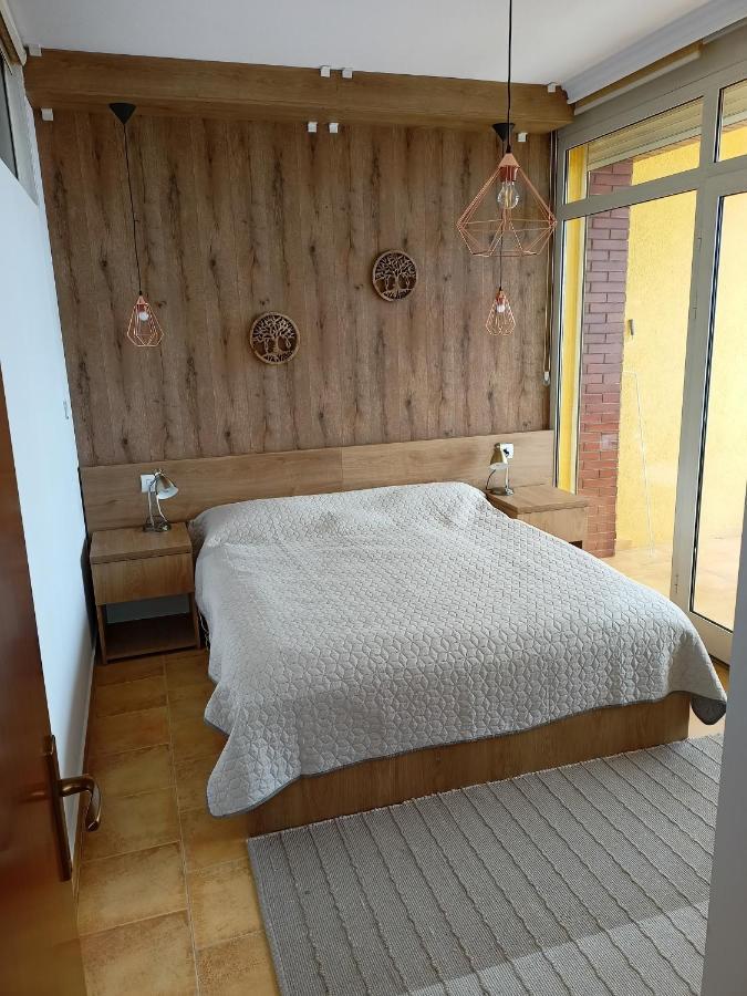 Apartman Dagmar Dıraç Dış mekan fotoğraf