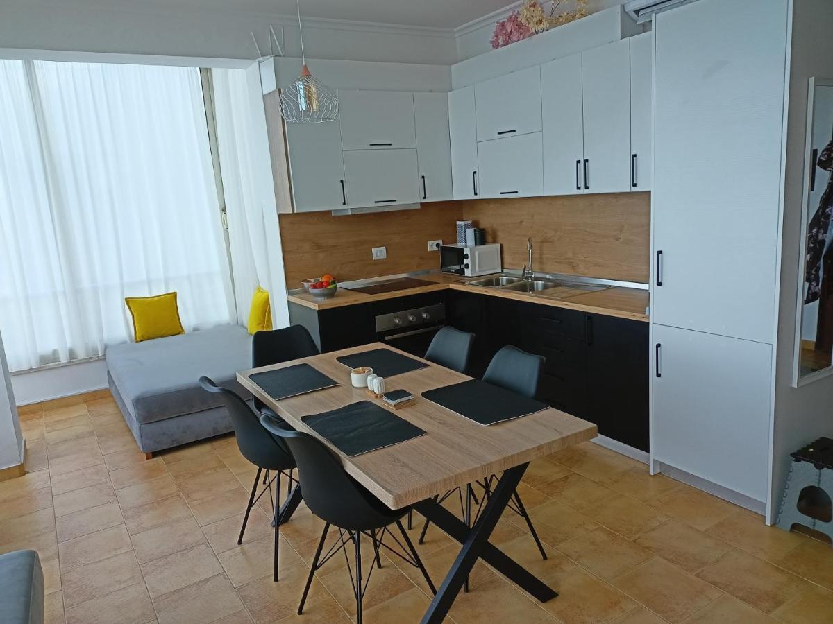 Apartman Dagmar Dıraç Dış mekan fotoğraf